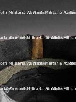 Chapeau de grande tenue d’officier du 13eme Régiment d’Artillerie de montagne italien. Officer’s hat of the 13th Italian Mountain Artillery Regiment. — photo 21
