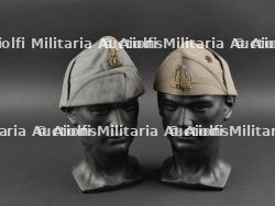 Bonnets de police italien. Italian police hats