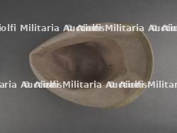 Chapeau de grande tenue d’adjudant du 1er Régiment des Chasseurs Alpins italien. Warrant officer’s hat of the 1st Italian Alpine Fighter Regiment. — photo 14