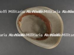 Chapeau de grande tenue de lieutenant du 4eme Régiment des Chasseurs Alpins italien. Lieutenant’s hat of the 4th Italian Alpine Hunters Regiment. — photo 11