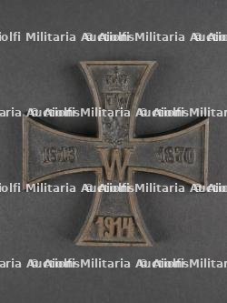 Presse papier patriotique Croix de Fer et reproduction d'un hausse col de porte drapeau. Iron Cross paperweight and reproduction colours bearer's gorget. — miniature 2