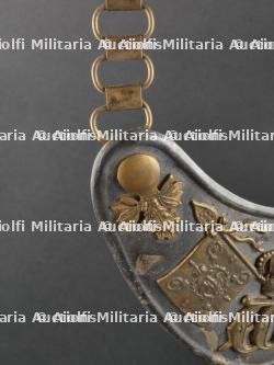 Presse papier patriotique Croix de Fer et reproduction d'un hausse col de porte drapeau. Iron Cross paperweight and reproduction colours bearer's gorget. — miniature 10