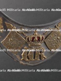 Presse papier patriotique Croix de Fer et reproduction d'un hausse col de porte drapeau. Iron Cross paperweight and reproduction colours bearer's gorget. — miniature 11