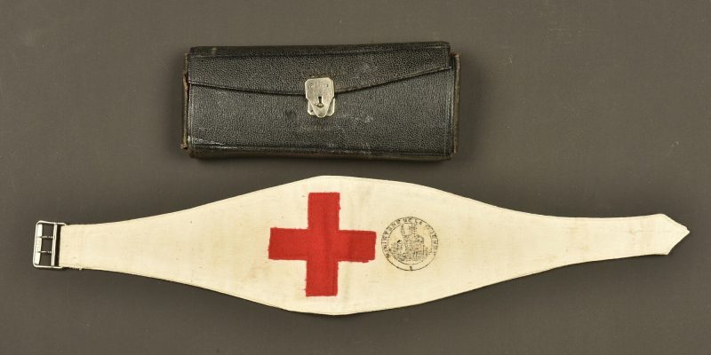 – Lot 1073