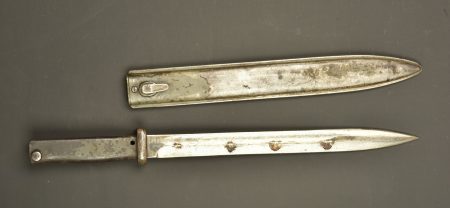 - Lot 1205