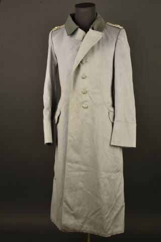- Lot 1208