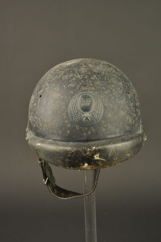 - Lot 1572