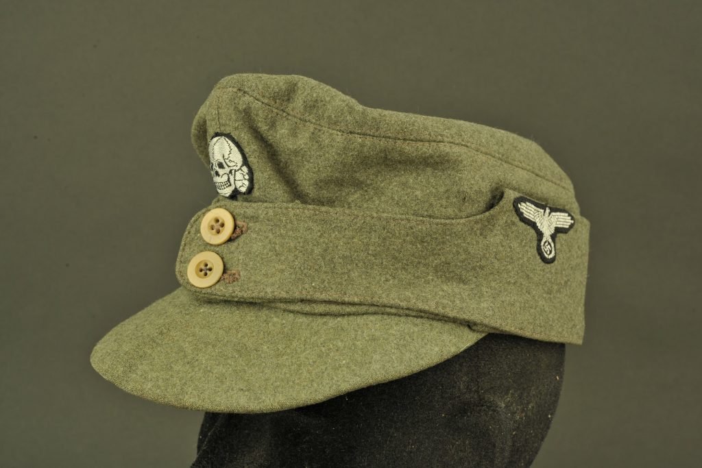 Casquette Militaire Feldmütze M43 Reproduction Splintertarn - Wehrmacht/Waffen-SS - Laine - Neuf Avec étiquettes - Thème WW2