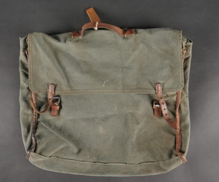 - Lot 205