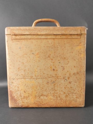 - Lot 213