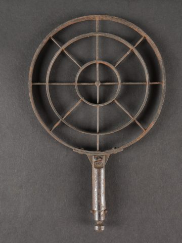 - Lot 257