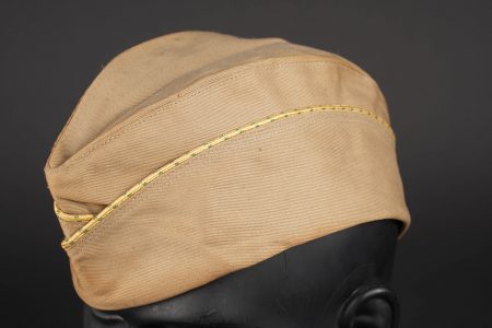 - Lot 464