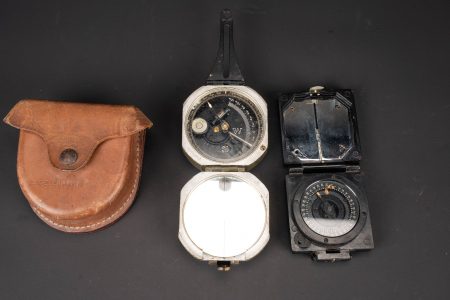 - Lot 695