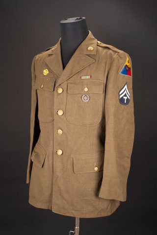 - Lot 775