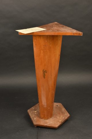 - Lot 820