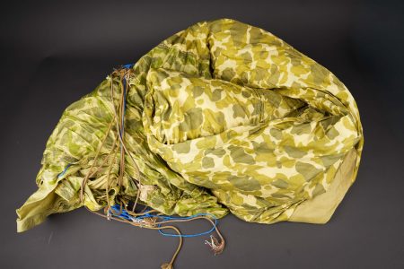 - Lot 824