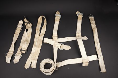 - Lot 881