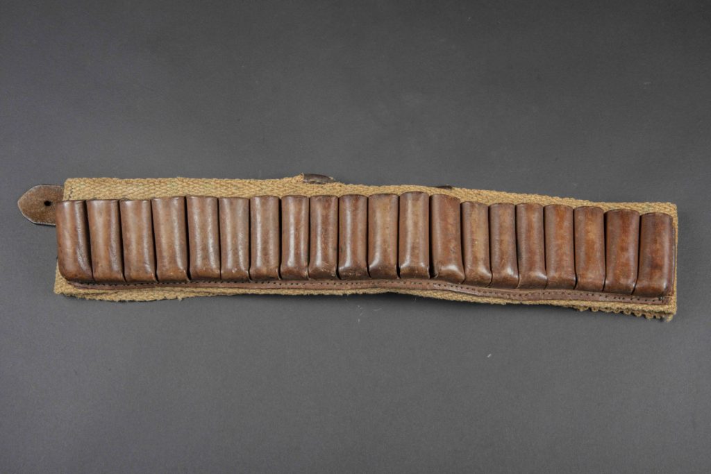 Januel - Cartouchière de Chasse Sernay - Ceinture Porte Cartouches - pour Cartouches de Fusil de Chasse - Chasse Petits et Grands Gibiers - 20 Tubes - Cuir - Marron