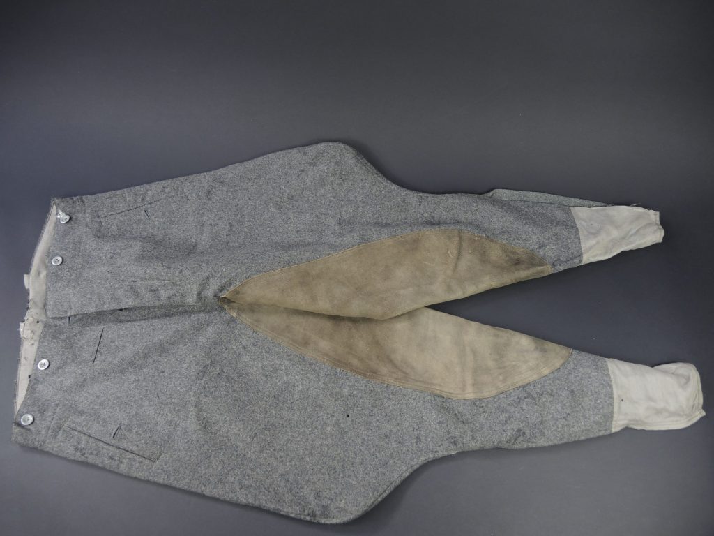 Pantalon De Cheval Romfh Taille 28R, Beige Avec Daim Sous La Cuisse, D'occasion