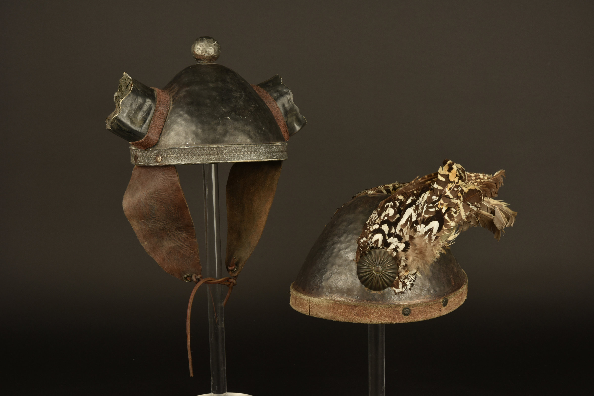 Deux casques de Gaulois | Aiolfi G.b.r.