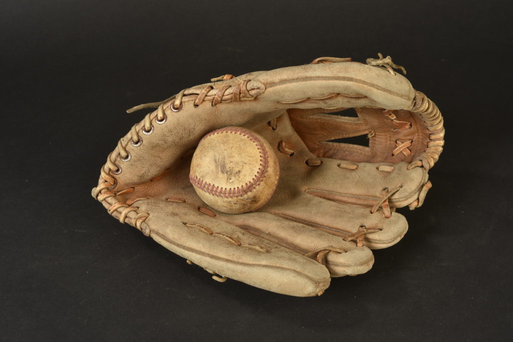 Gant de ramassage de baseball brun pâle de 33.5 po, crème glacée rose