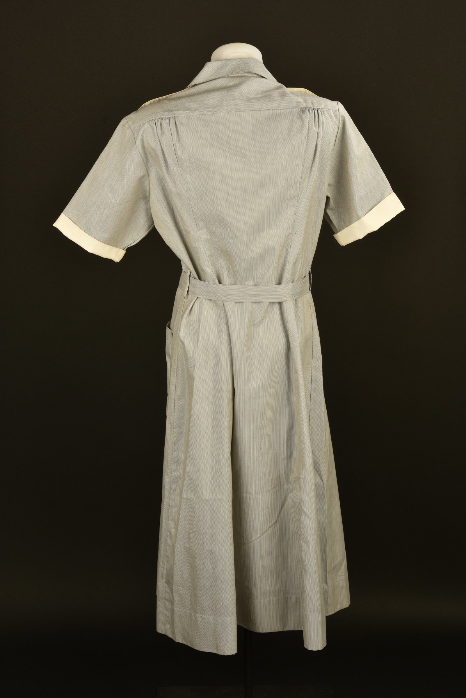 Red Cross Robe Robe de l'American Red Cross Volunteer | Aiolfi G.b.r.