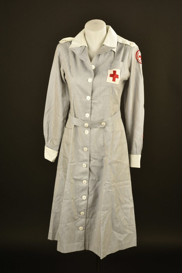 Red Cross Robe Robe de l'American Red Cross Volunteer | Aiolfi G.b.r.