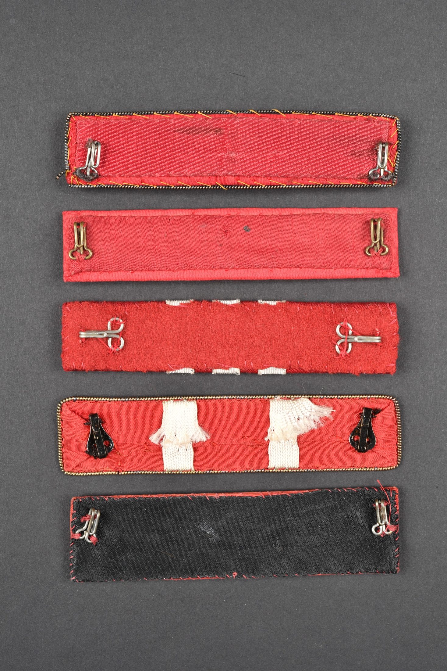 Ensemble de barrettes de grades. Aiolfi G.b.r.