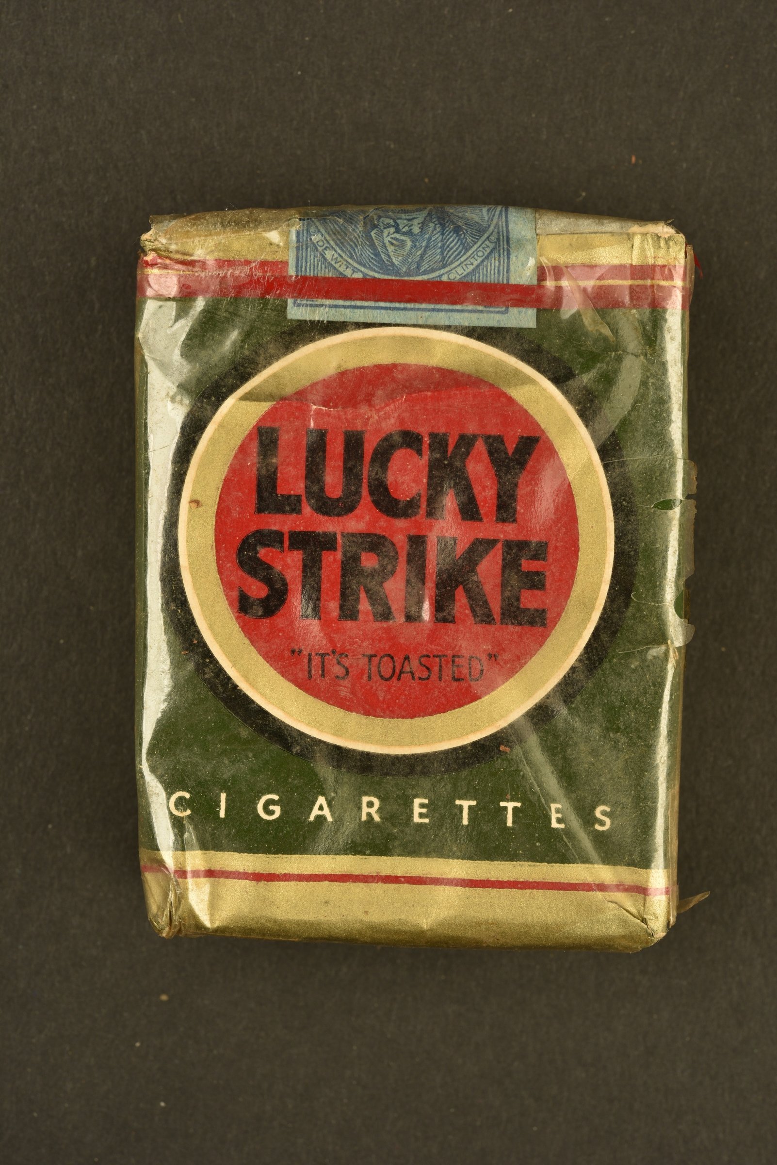 Paquet de cigarette Lucky Strike vert Aiolfi G.b.r.