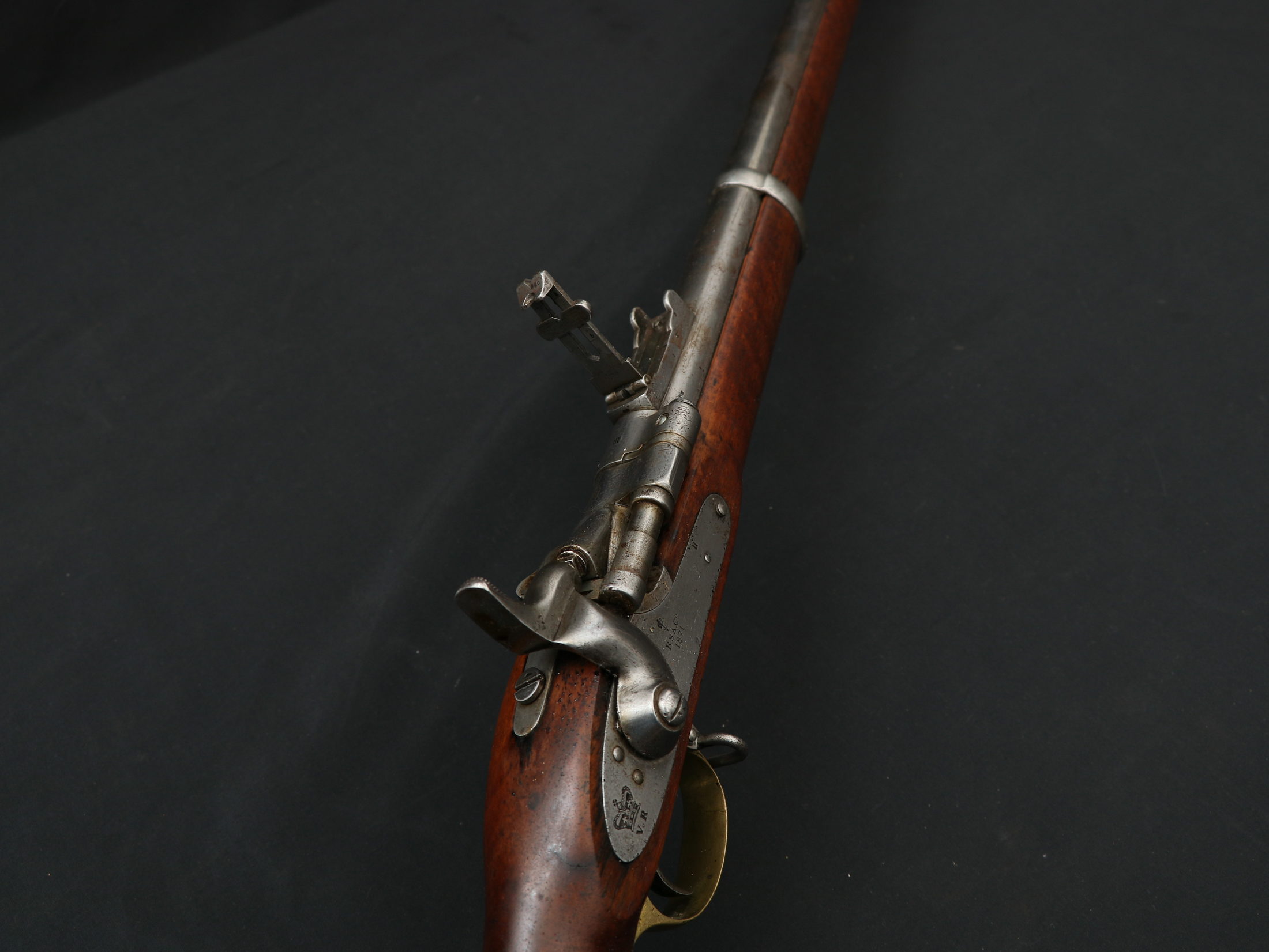 Lot de Fusil juxtaposé en calibre 12/65 systéme Anson et Delay à éjecteurs. C au prix de 250 à