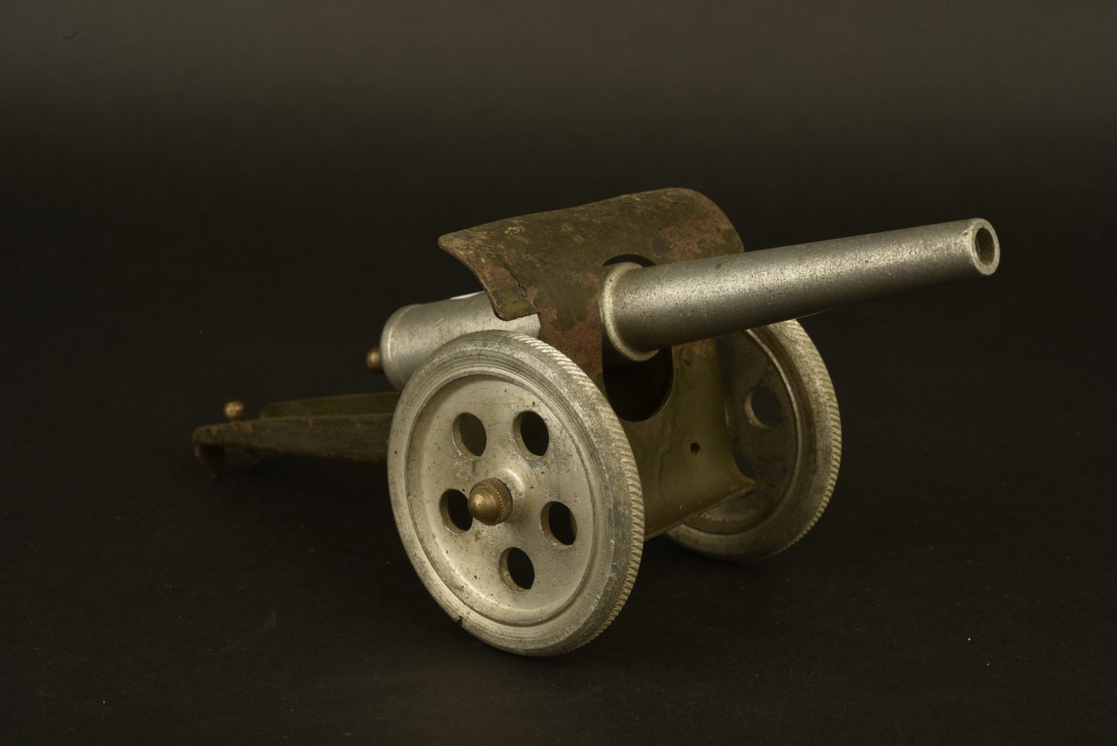 Canon-jouet | Aiolfi G.b.r.