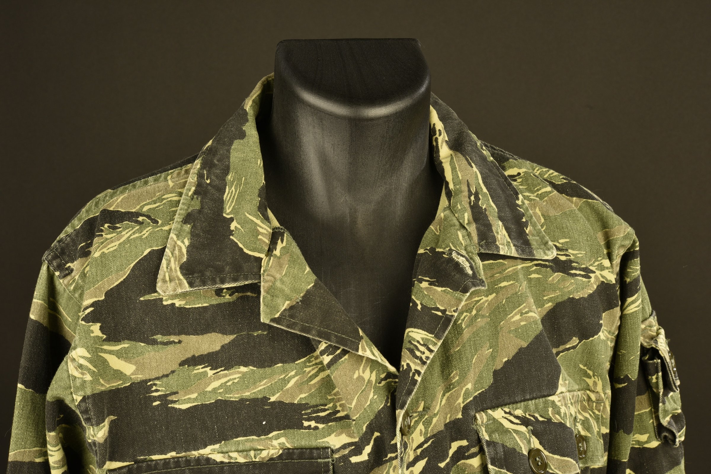 veste onitsuka tiger pas cher