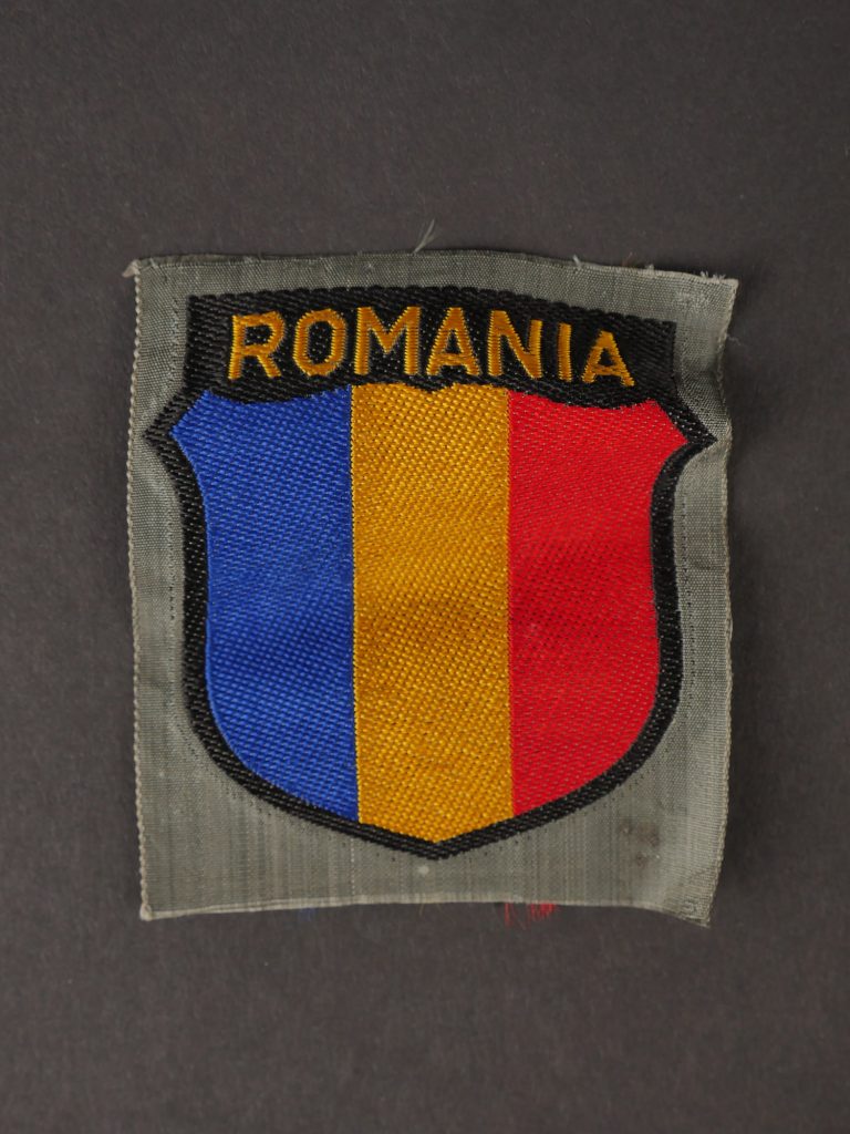 Insigne Communiste Roumain - Congrès Artistique 1956 - Pin's Militaria Collection