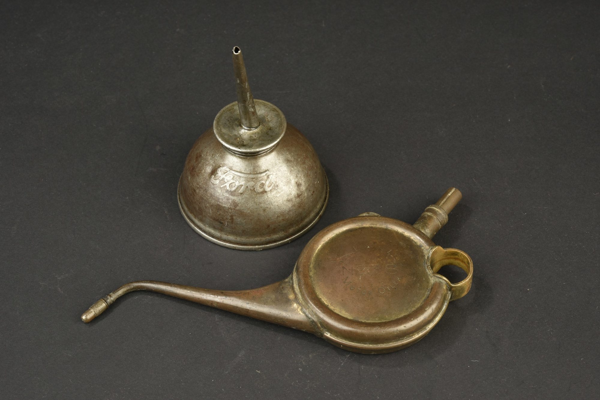 Ancienne Burette à Huile JEX - Rouge - Métal - Vintage Atelier - Ø 7,5 Cm