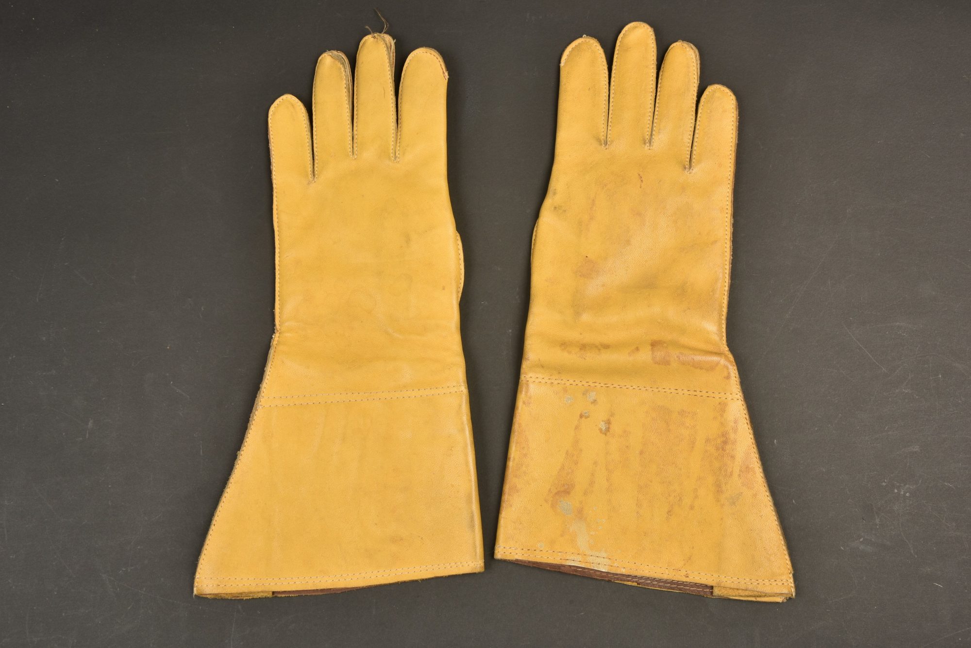 Gants D’hiver Unisexes KID GLOVES CANADA Inc. Taille L, Noir – Doublure Amovible (occasion)