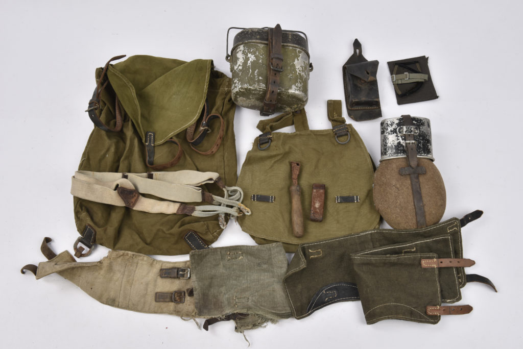 Ensemble d'?�quipements allemands | Aiolfi G.b.r.