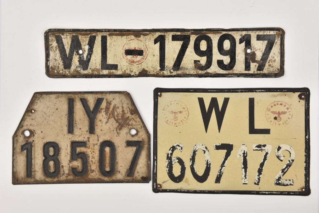 Lot de 3 plaques d'immatriculation allemandes véhicules Aiolfi G.b.r.