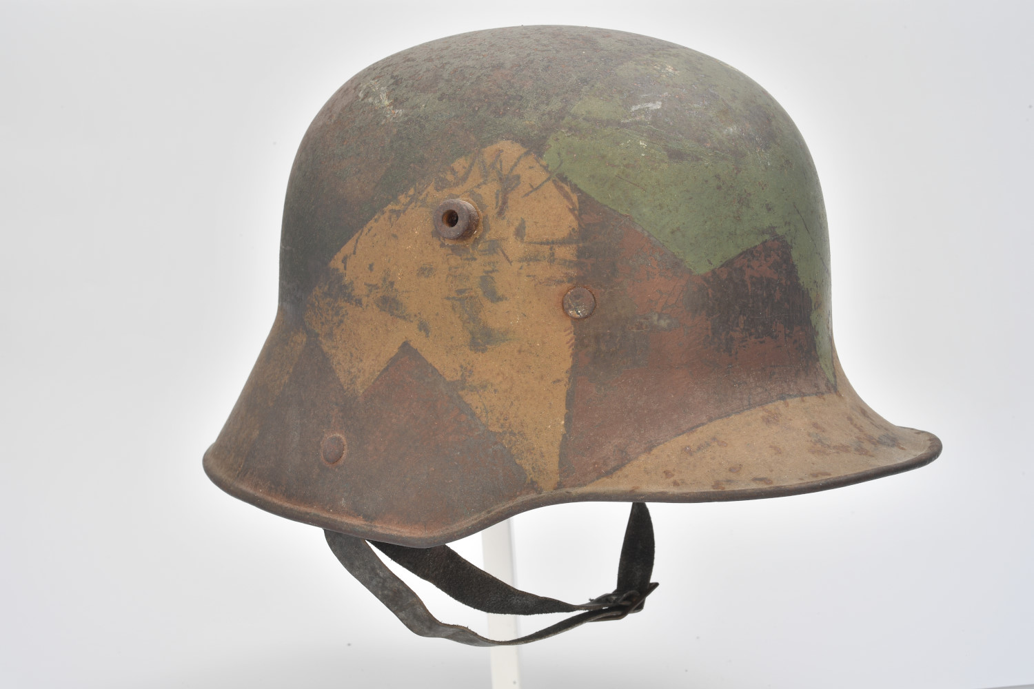 Casque Allemand modèle 1916 camouflé