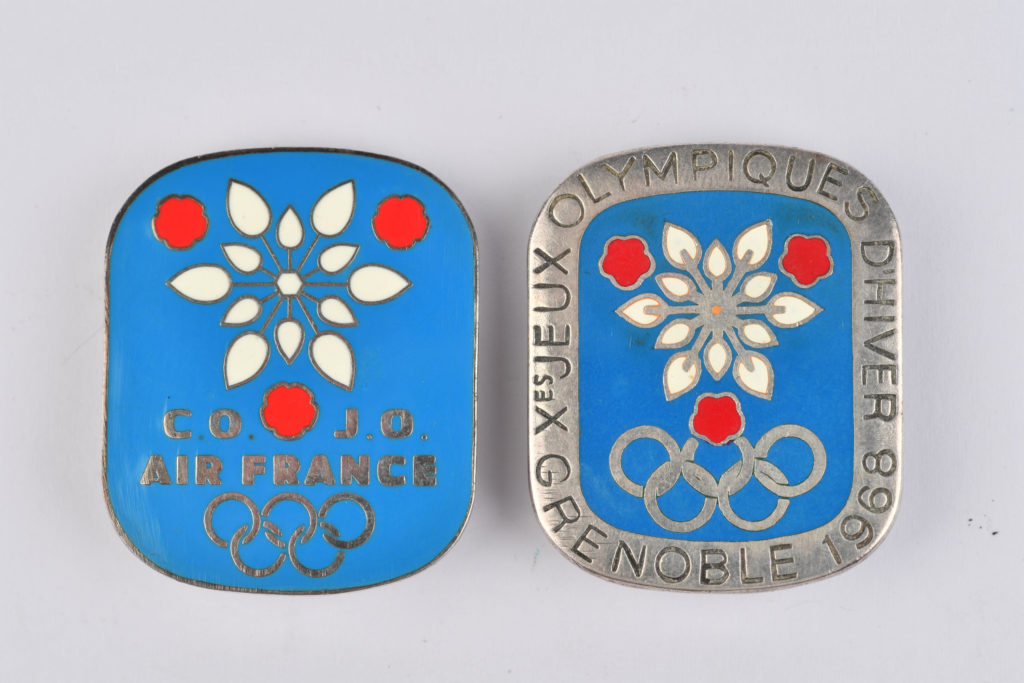 Badge Officiel Invité Des Jeux Olympiques De Grenoble 1968 Pin 039 S Collector Rare 621772