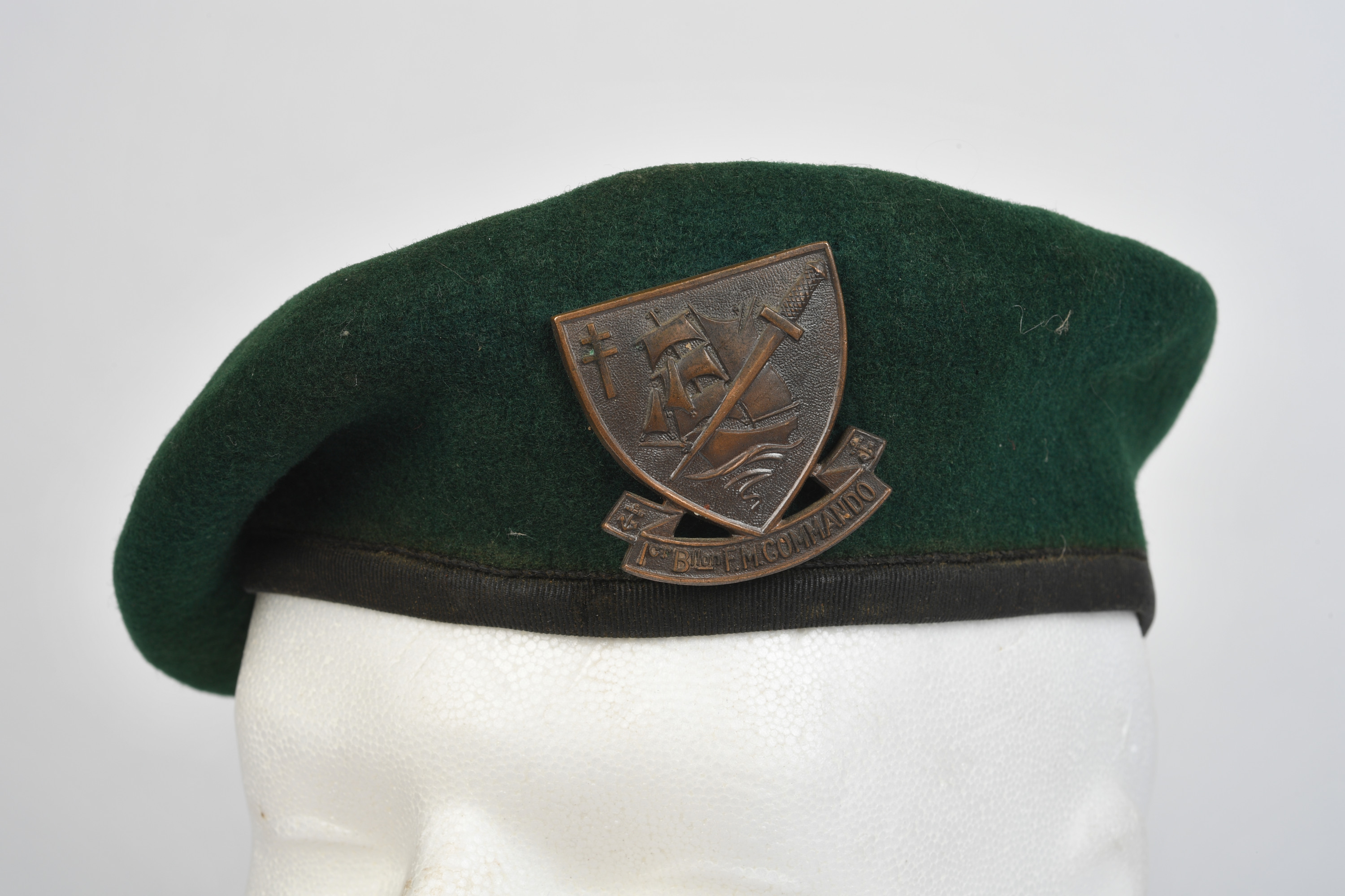 Béret du Commando Kieffer en drap de laine vert foncé | Aiolfi G.b.r.